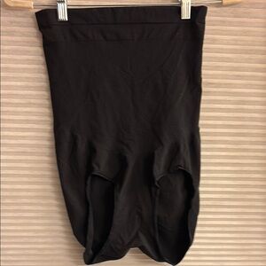 NWOT Spanx High Waisted Black Shapewear Shorts